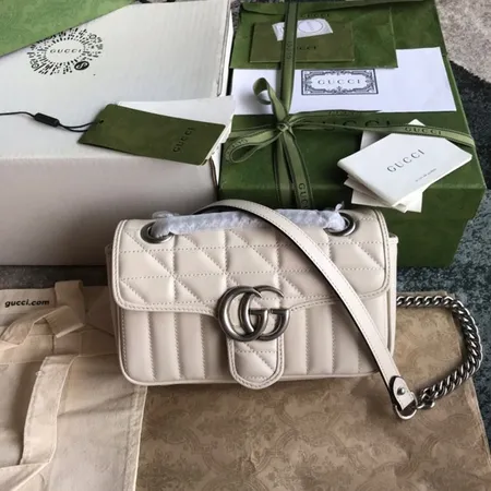 グッチ ショルダーバッグ