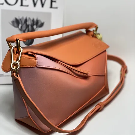 ロエベ ショルダーバッグ