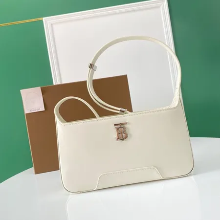 バーバリー ス ショルダーバッグ