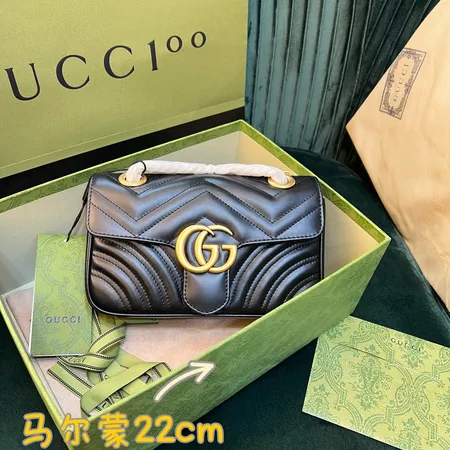 グッチ ショルダーバッグ