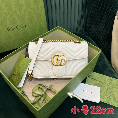 グッチ ショルダーバッグ