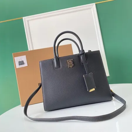 バーバリー ス ハンドバッグ