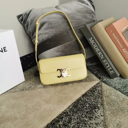 セリーヌ ショルダーバッグ