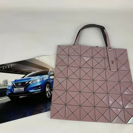 ミュウミュウ ハンドバッグ