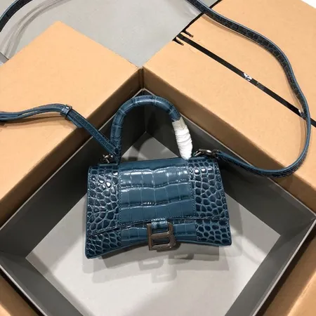 バレンシアガ ハンドバッグ