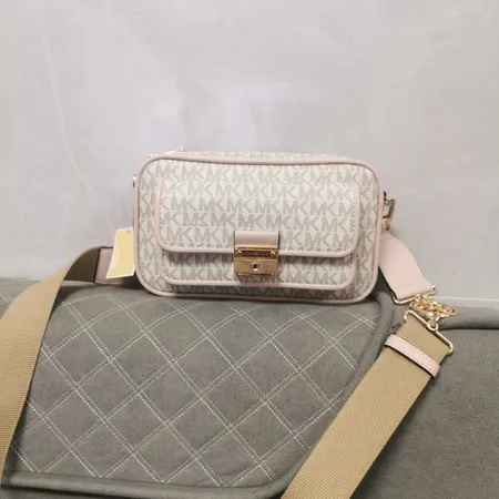 マイケルコース ショルダーバッグ