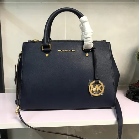 マイケルコース ショルダーバッグ