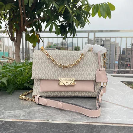 マイケルコース ショルダーバッグ