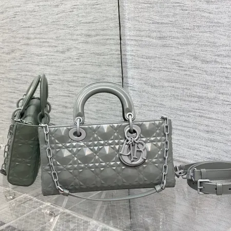 ディオール ハンドバッグ