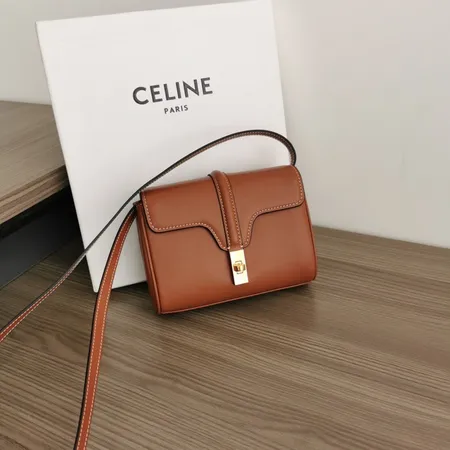 セリーヌ ショルダーバッグ