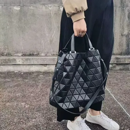 イッセイ ミヤケ ハンドバッグ