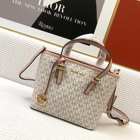 マイケルコース ハンドバッグ