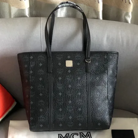 エムシーエム ハンドバッグ