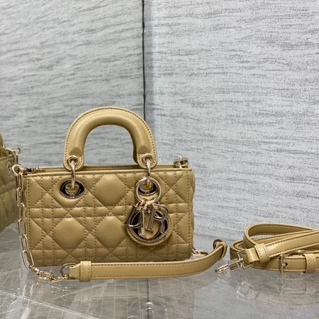 ディオール ハンドバッグ