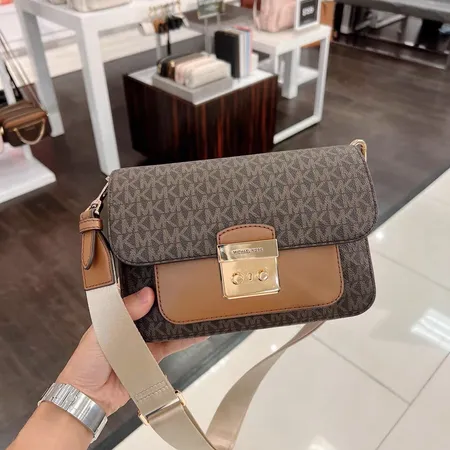 マイケルコース ショルダーバッグ