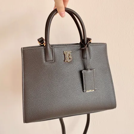 バーバリー ス ハンドバッグ