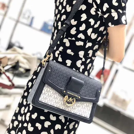 マイケルコース ショルダーバッグ