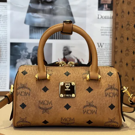 エムシーエム ハンドバッグ