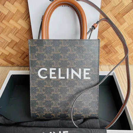 セリーヌ ハンドバッグ