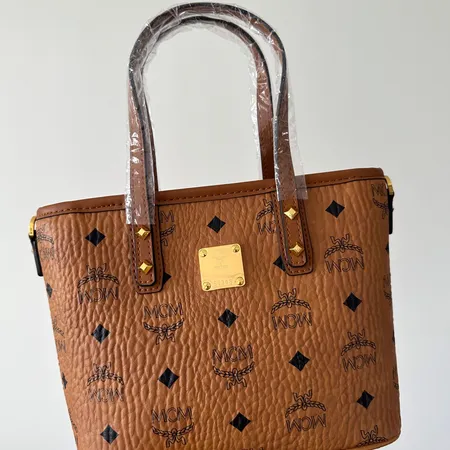 エムシーエム ハンドバッグ