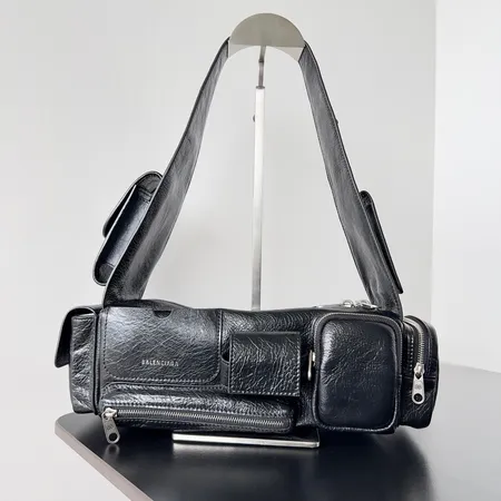 バレンシアガ ハンドバッグ