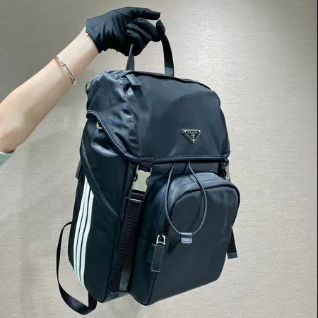 イブサンローラン リュックサック