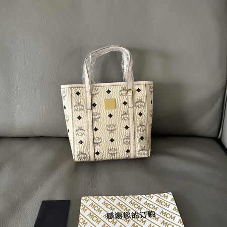 エムシーエム ハンドバッグ