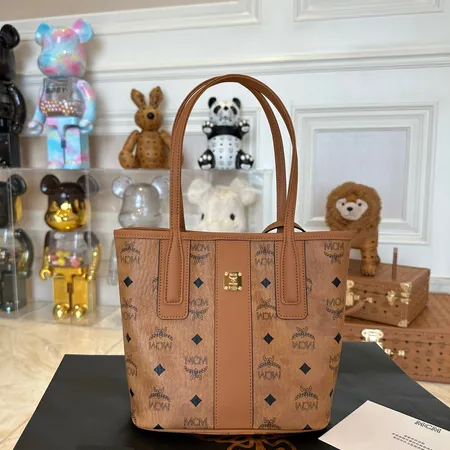 エムシーエム ハンドバッグ