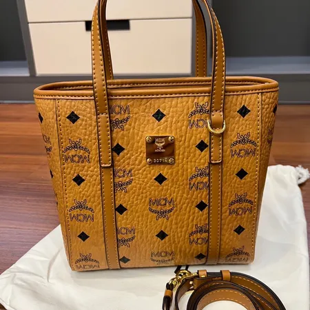 エムシーエム ハンドバッグ