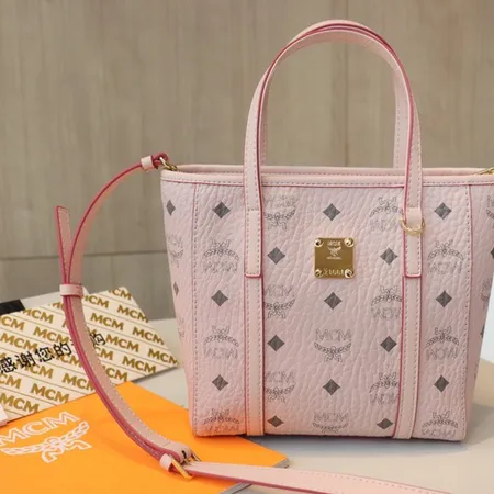 エムシーエム ハンドバッグ