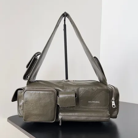 バレンシアガ ハンドバッグ