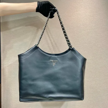プラダ ハンドバッグ