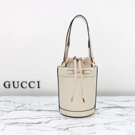 グッチ ハンドバッグ