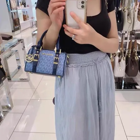 マイケルコース ハンドバッグ