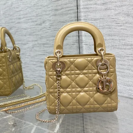 ディオール ハンドバッグ