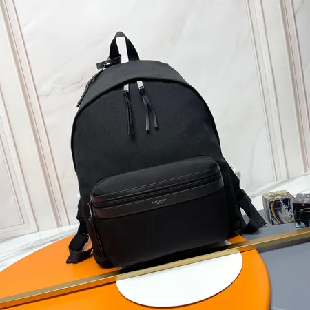 ジバンシィ リュックサック