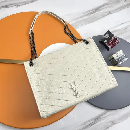 イブサンローラン ハンドバッグ