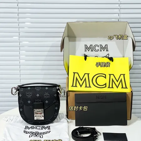 エムシーエム ショルダーバッグ