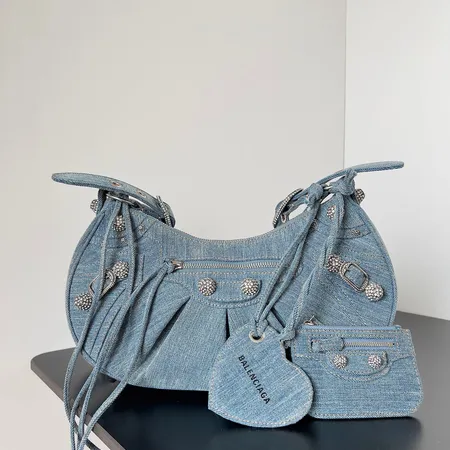 イブサンローラン ショルダーバッグ