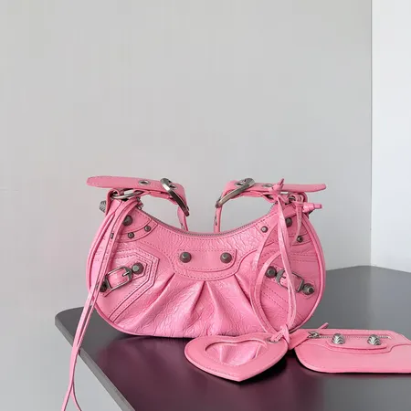 バレンシアガ ショルダーバッグ