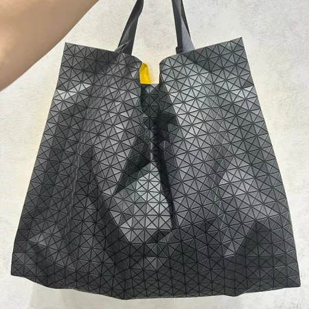 イッセイ ミヤケ ハンドバッグ