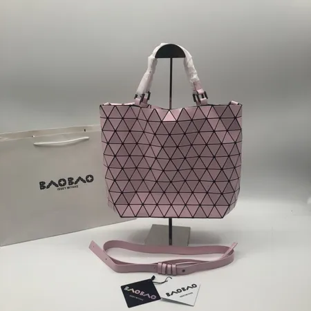 イッセイ ミヤケ ハンドバッグ