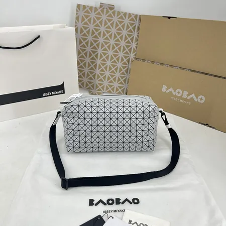 ボッテガ ヴェネタ ショルダーバッグ