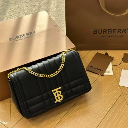 バーバリー ス ショルダーバッグ