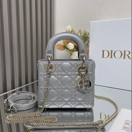 ディオール ハンドバッグ