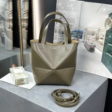 ロエベ ハンドバッグ