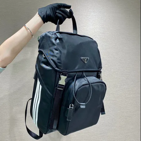 イブサンローラン リュックサック