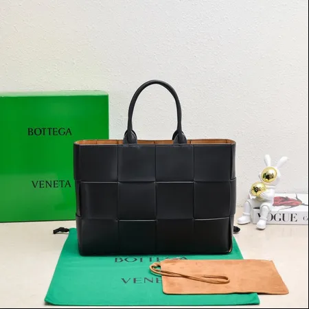 ボッテガ ヴェネタ ハンドバッグ