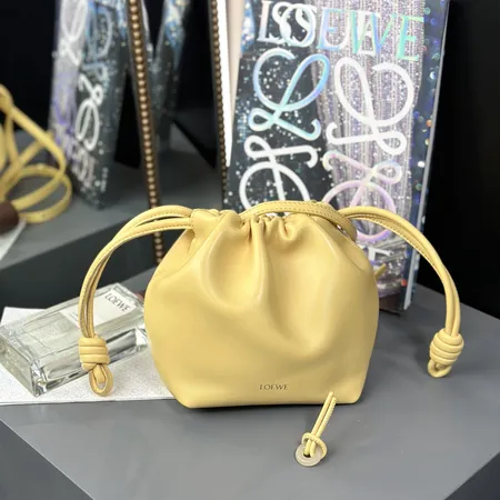 ロエベ ショルダーバッグ