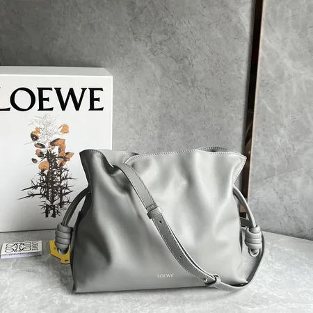 ロエベ ショルダーバッグ